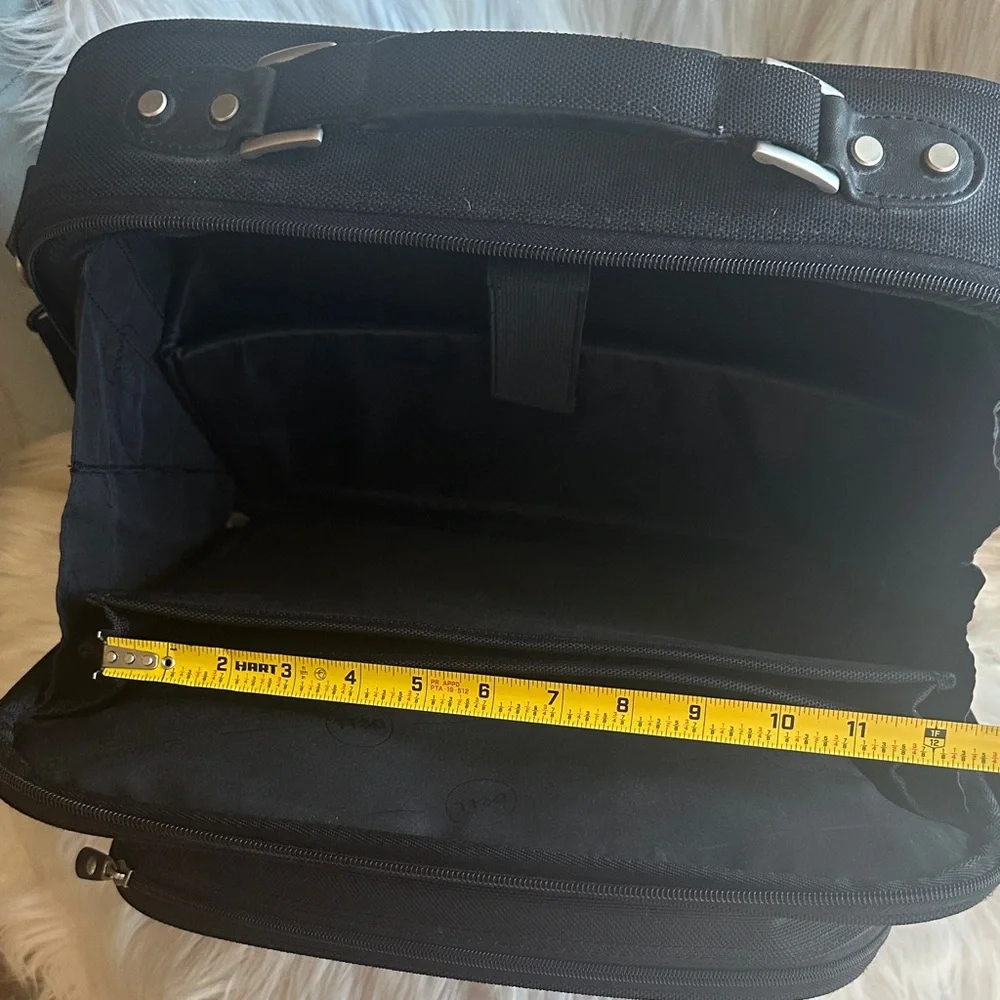 Dell Black Compact Laptop Briefcase with Shoulder Strap
